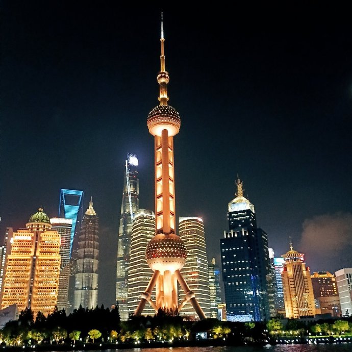 东海明珠,上海,东西方文化交融的璀璨篇章