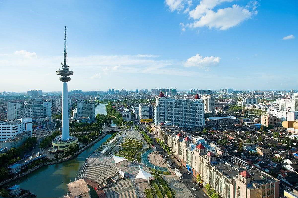 江苏古城街头风情掠影